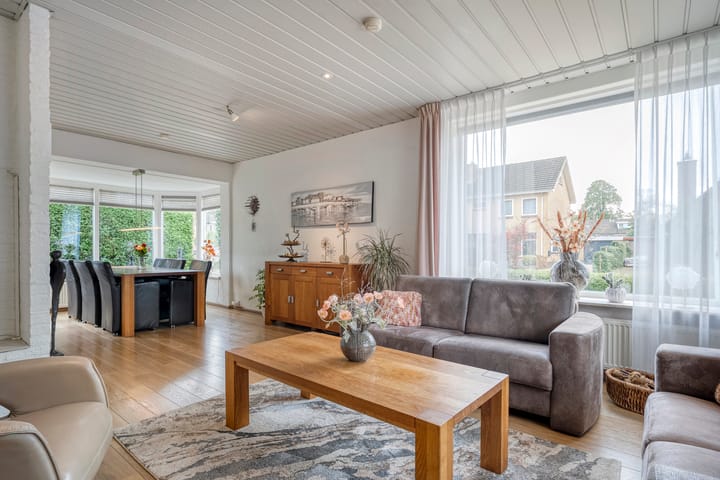 Photo 20 of Pinksterbloemstraat 13