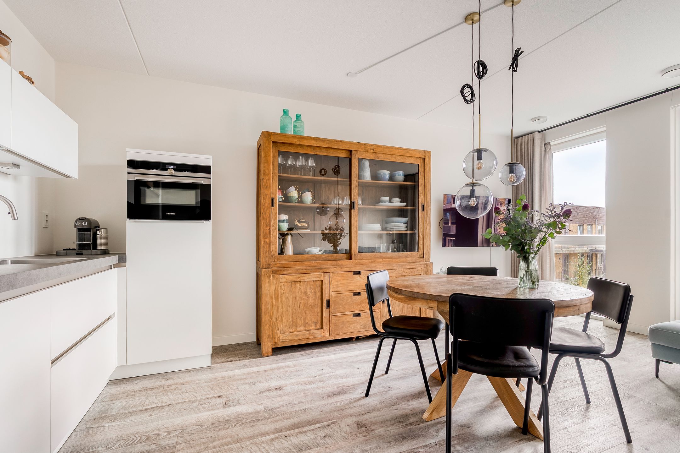 Foto 9 van Tempo Doeloestraat 240