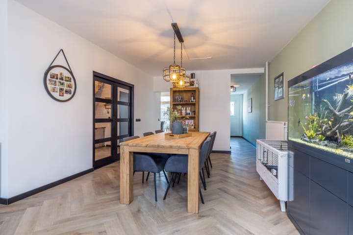 Photo 11 of Maar 1-A