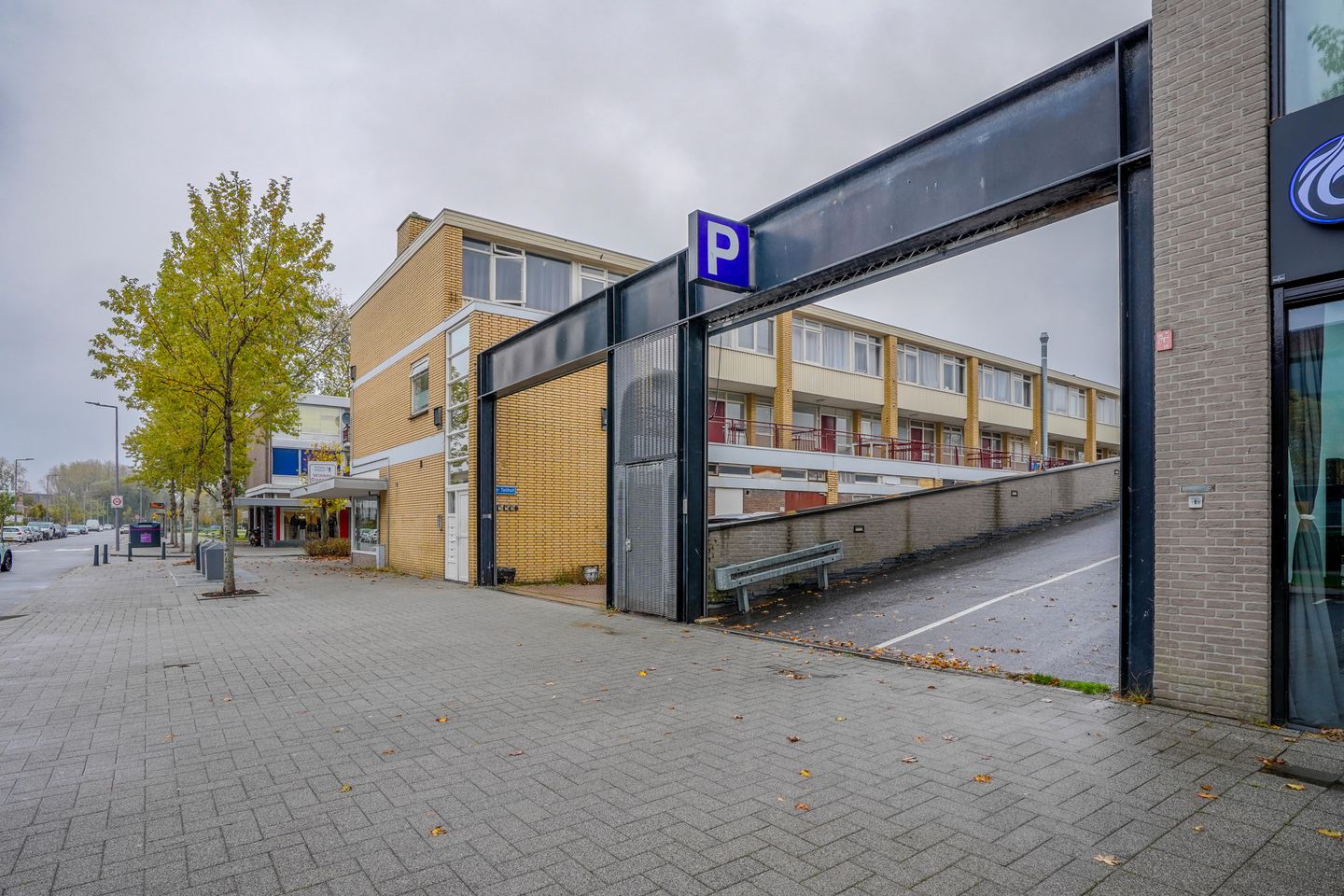 View photo 4 of WILHELM TELLPLAATS 60-78