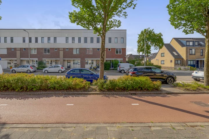 Foto 42 van Van Beethovenlaan 81