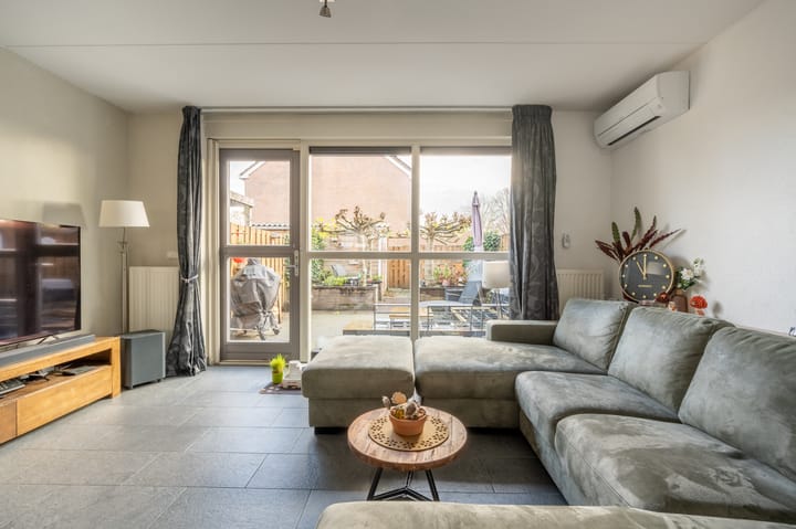 Foto 8 van Maashofje 18