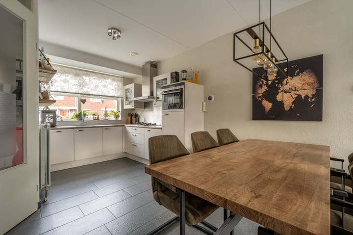 Foto 10 van Maashofje 18