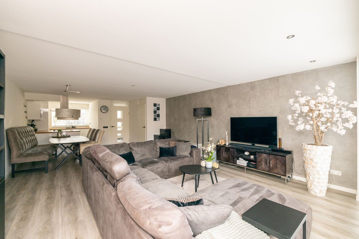 Foto 10 van Bloemenlaan 48