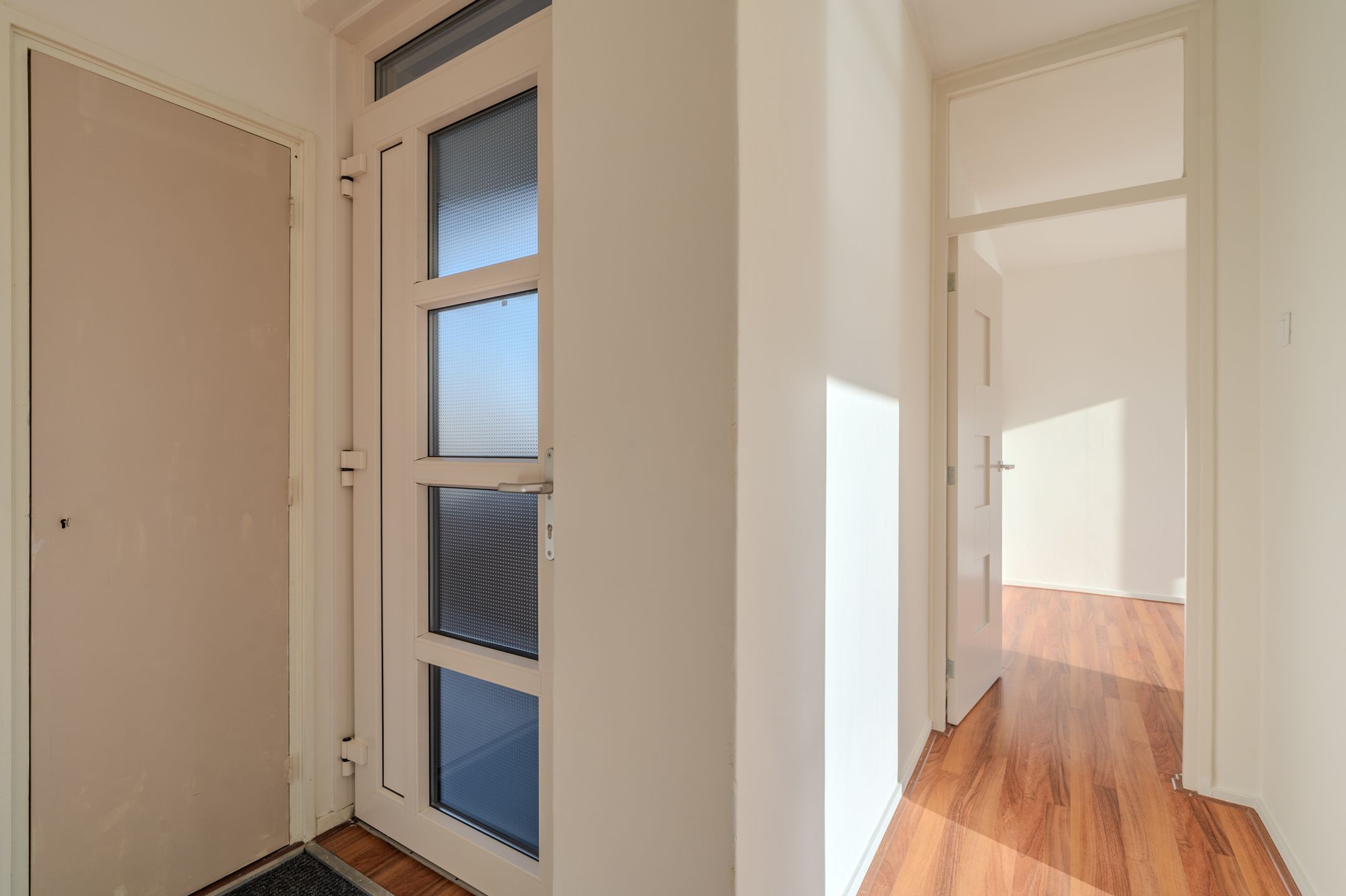 Photo 18 of Hoofdstraat 9