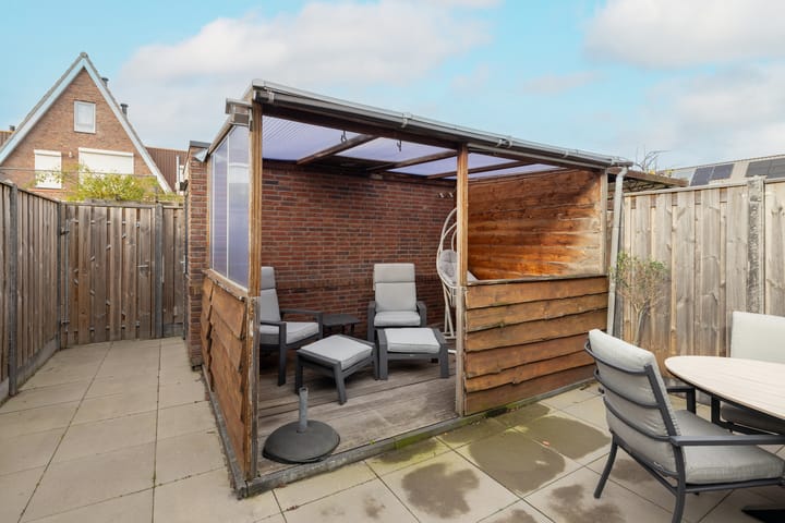 Photo 37 of Bloemenlaan 48