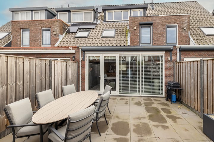 Photo 39 of Bloemenlaan 48