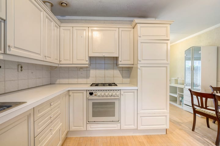 Photo 13 of Buitengaats 9