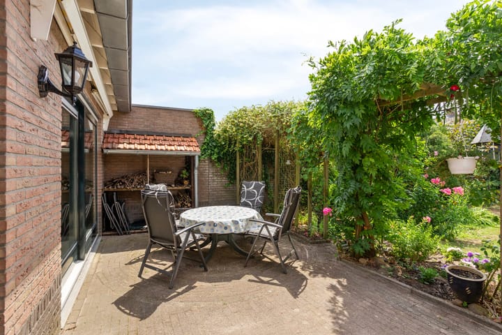 Photo 38 of Meent 29