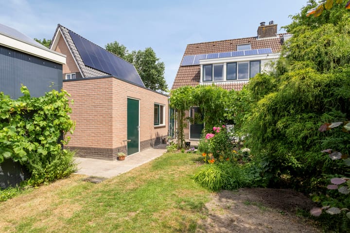 Photo 39 of Meent 29