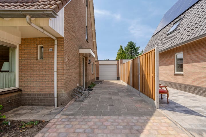 Photo 43 of Meent 29