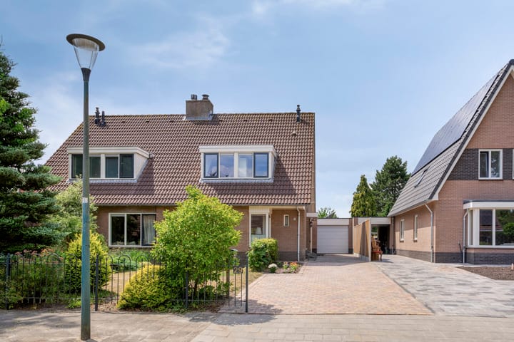 Photo 46 of Meent 29