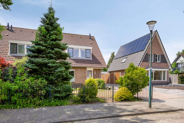 Photo 48 of Meent 29