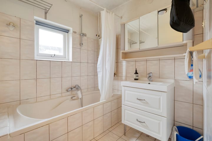 Photo 18 of Buitengaats 9