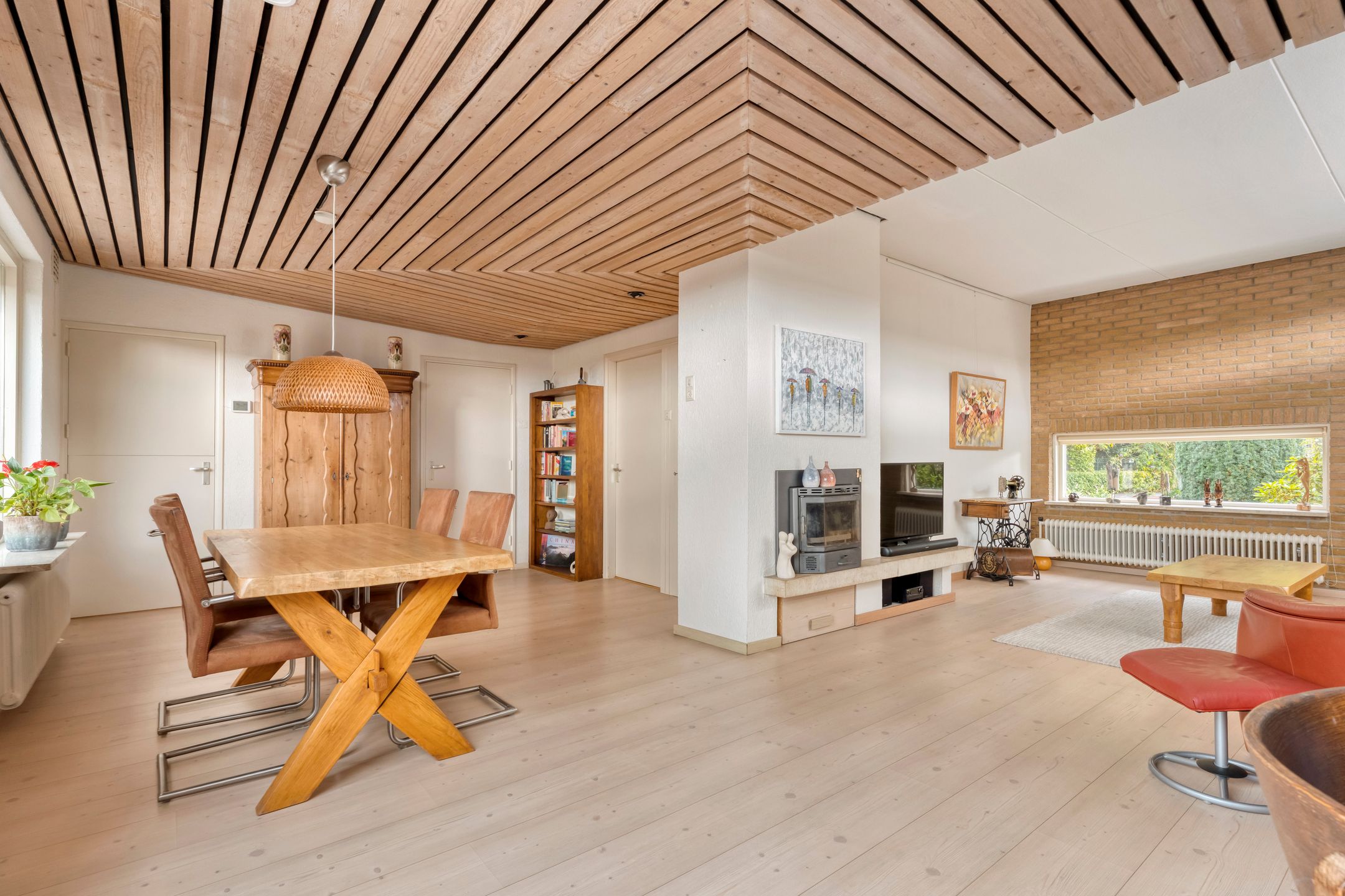 Photo 12 of Brethouwerstraat 23