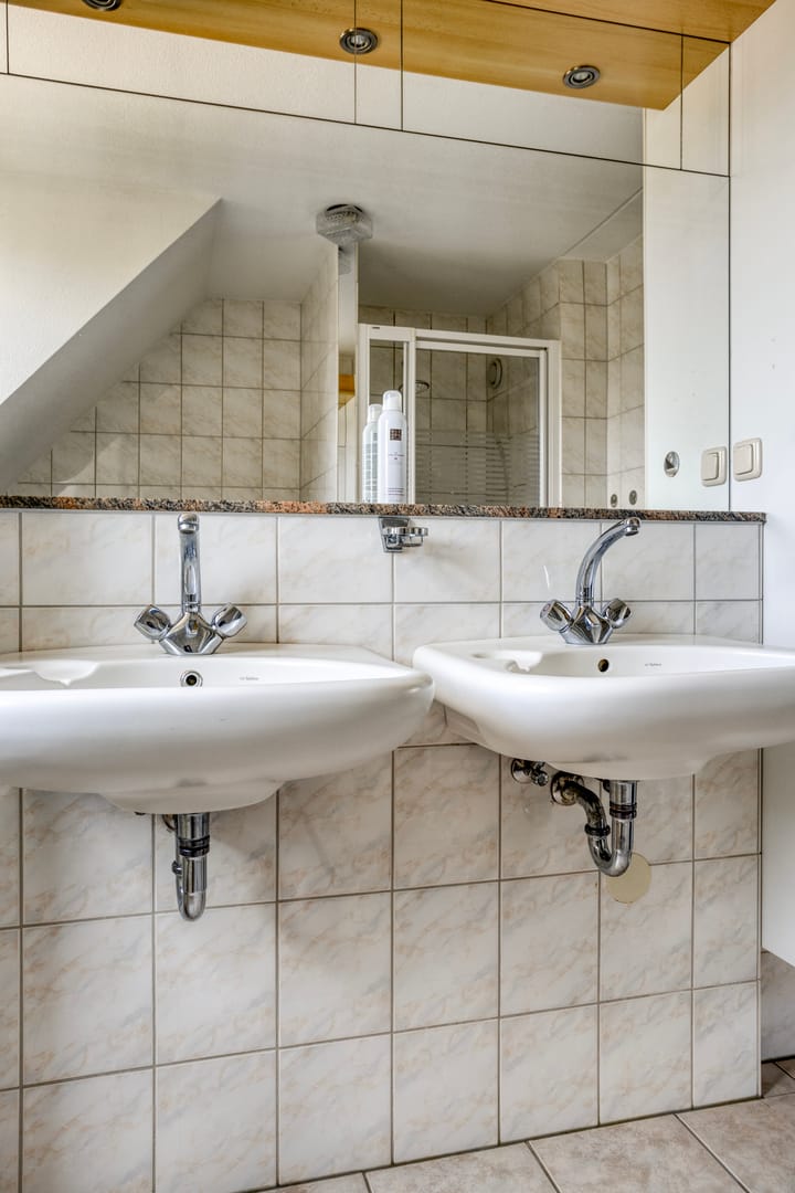 Photo 22 of Meent 29