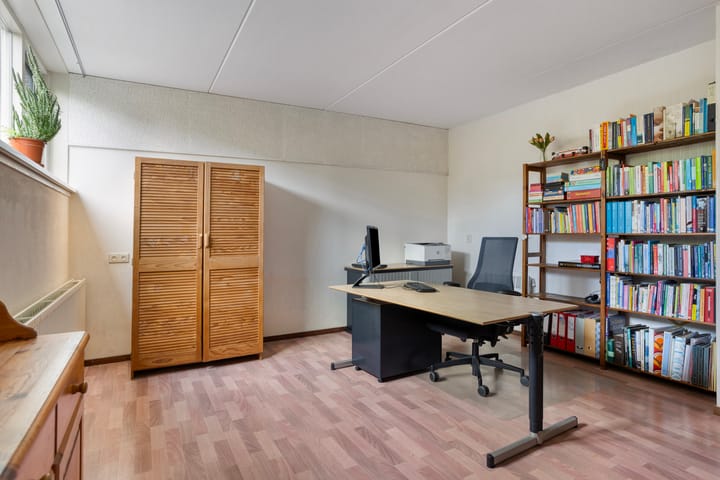 Photo 30 of Meent 29