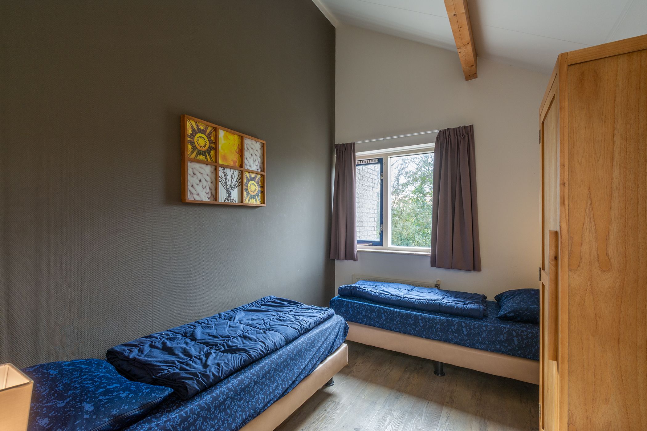 Foto 30 van Ooghduyne 16-17