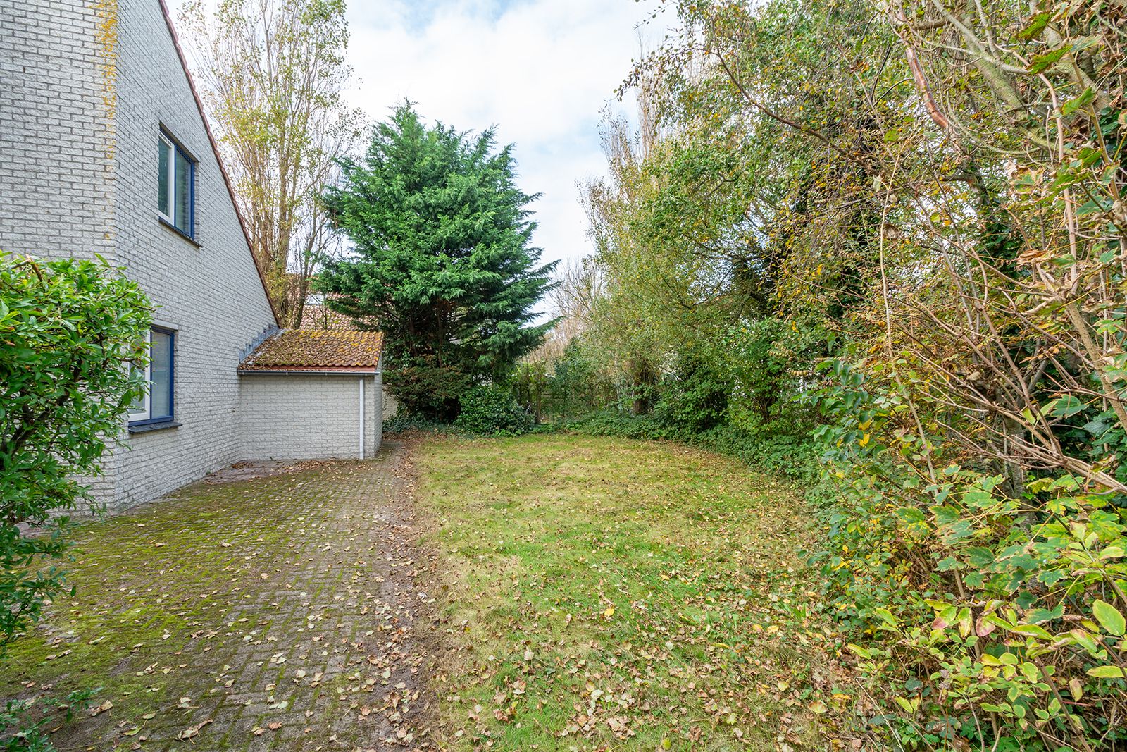 Foto 36 van Ooghduyne 16-17