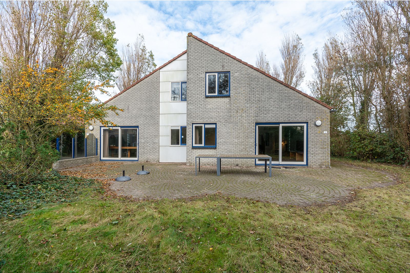 Foto 39 van Ooghduyne 16-17