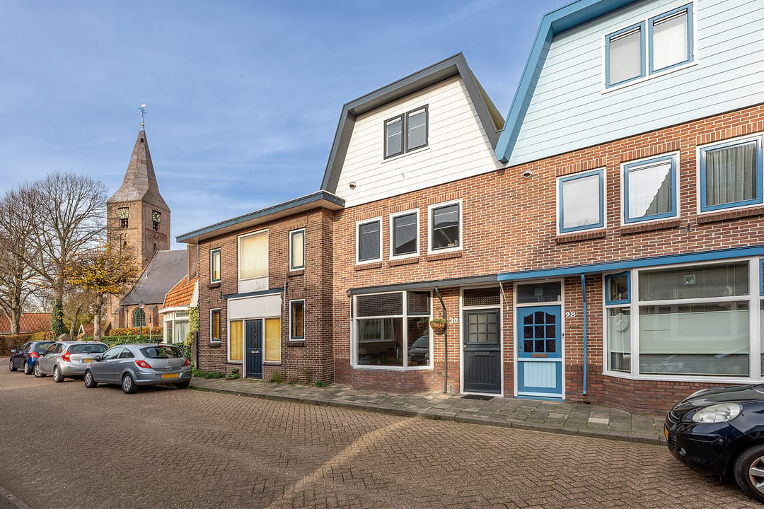 Photo 1 of Burgemeester van Nienesstraat 30