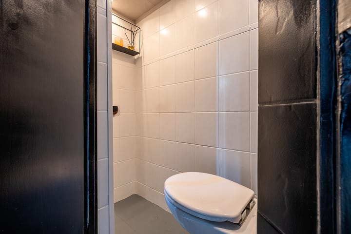 Photo 15 of Burgemeester van Nienesstraat 30