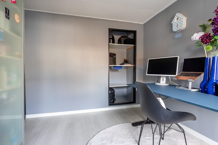 Photo 22 of Burgemeester van Nienesstraat 30