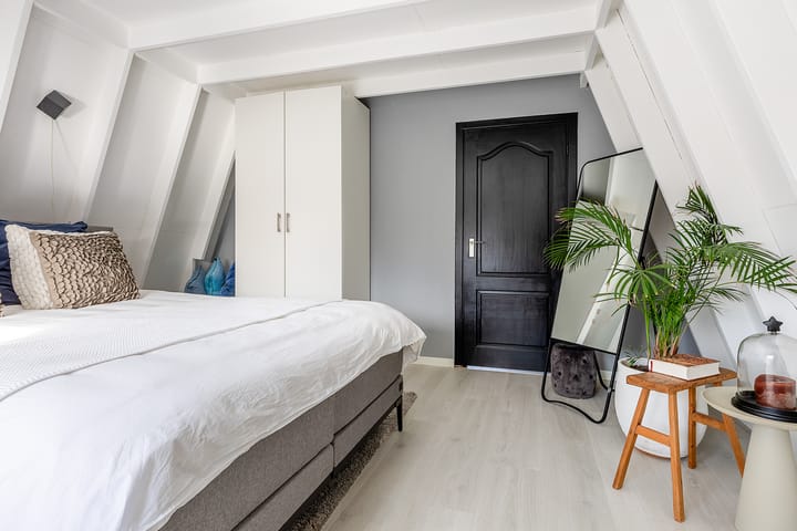 Photo 28 of Burgemeester van Nienesstraat 30