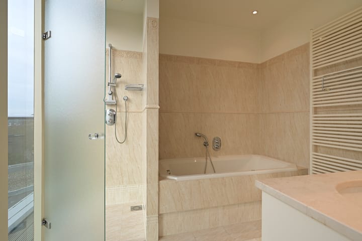 Foto 41 van Alexander Gogelweg 18-E