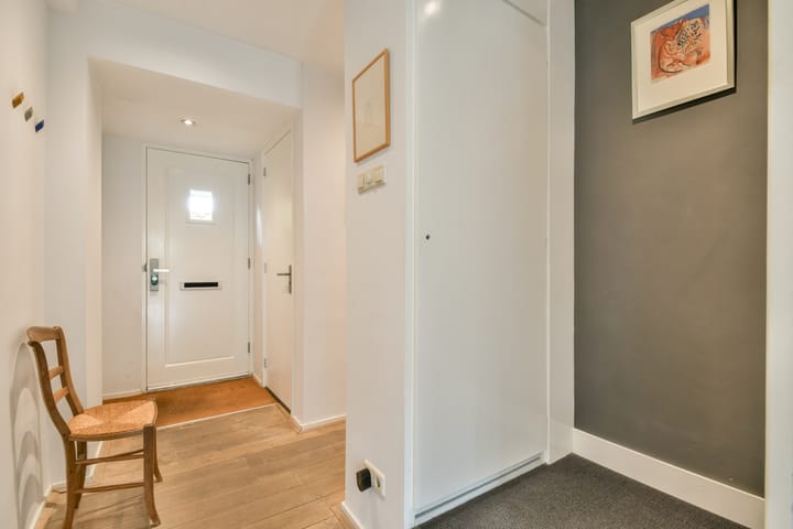 Photo 4 of Petersburg 16