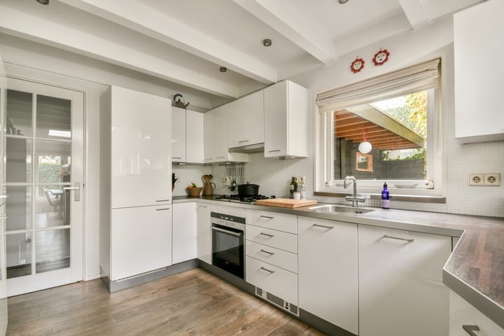 Photo 11 of Petersburg 16