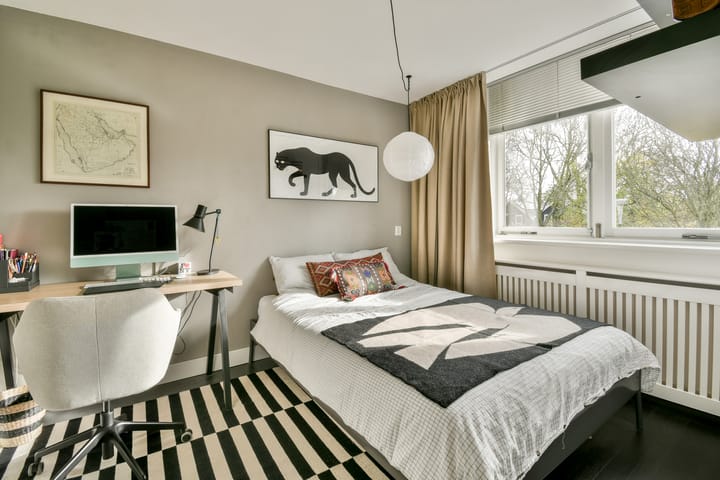 Photo 27 of Petersburg 16