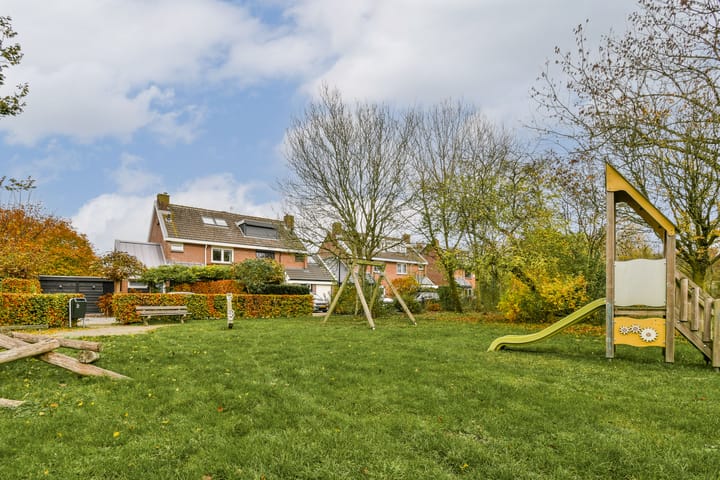 Photo 33 of Petersburg 16