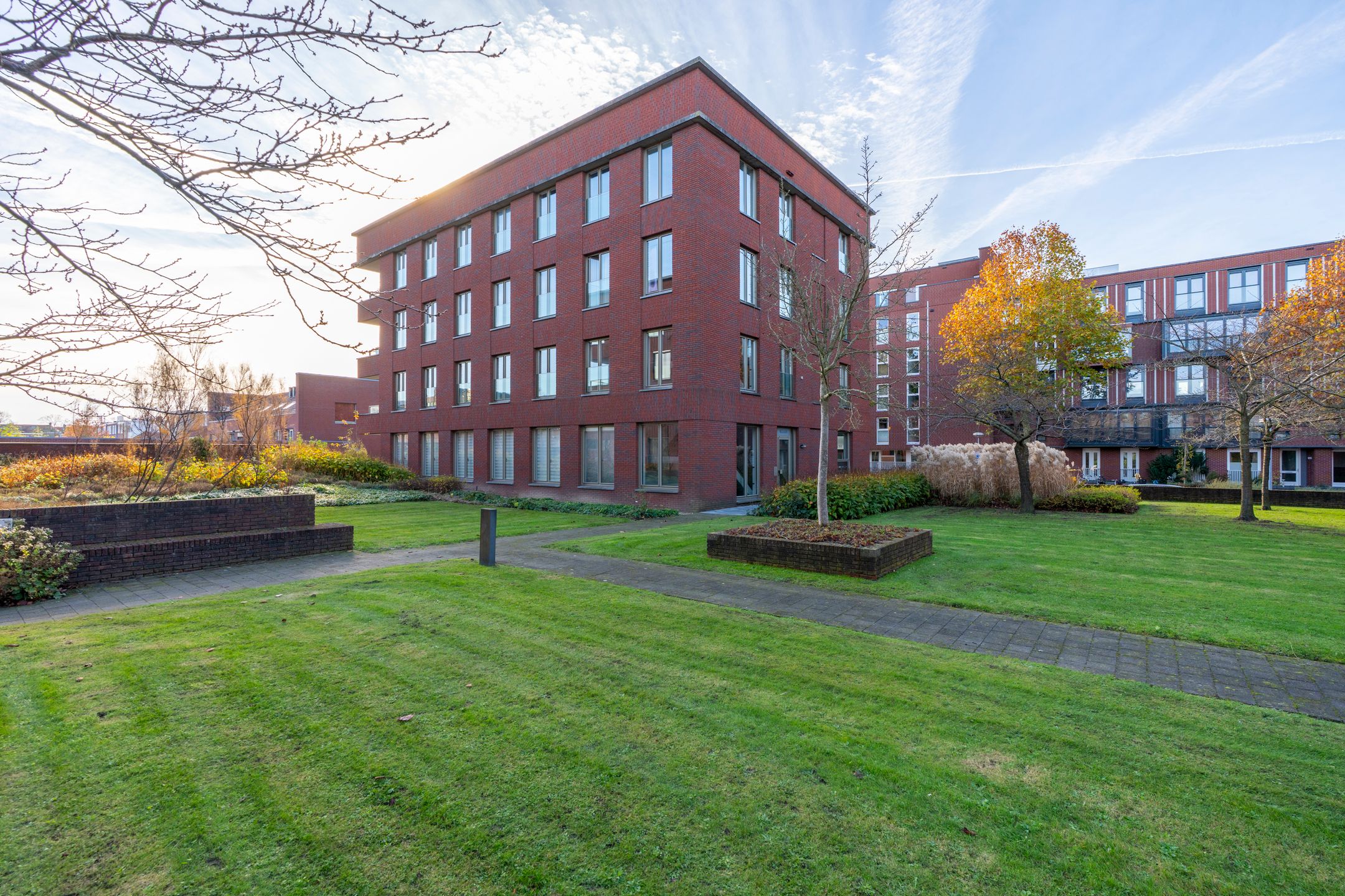 Foto 6 van Voorsterbeeklaan 9