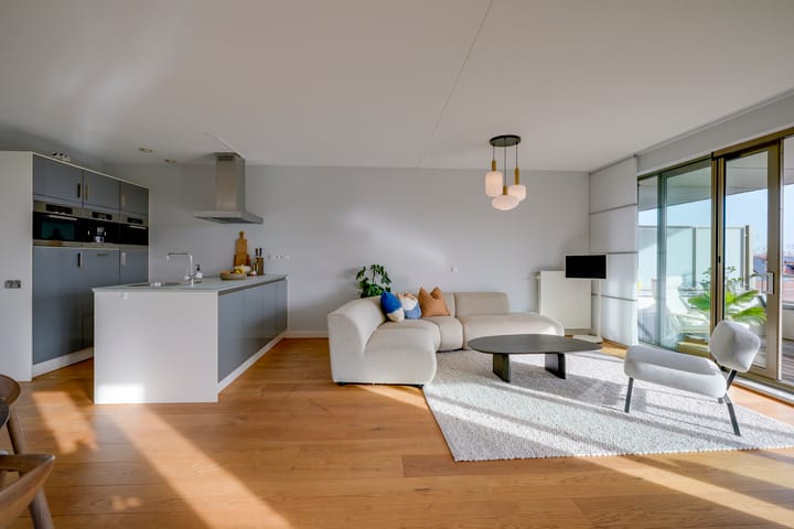 Photo 11 of Voorsterbeeklaan 9