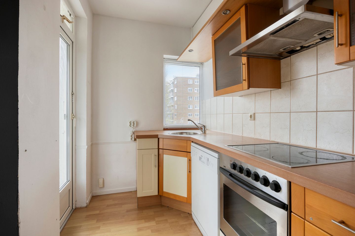 Photo 5 of Poelenburg 462