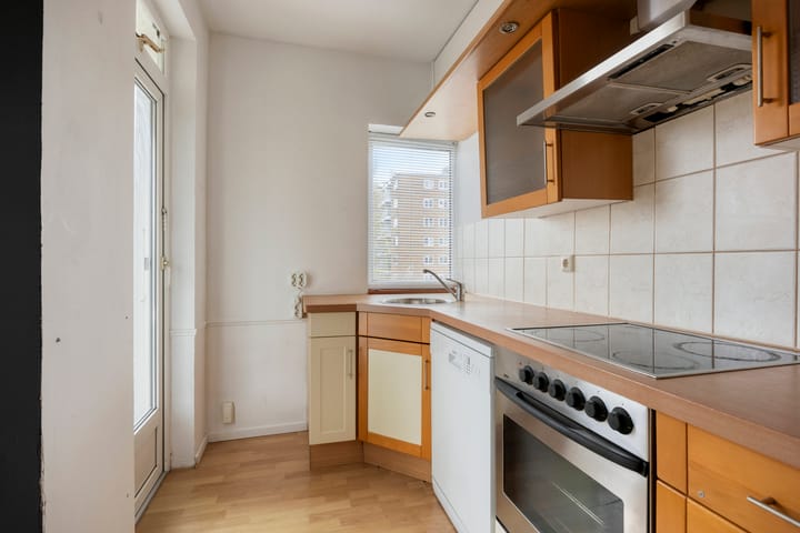 Foto 5 van Poelenburg 462