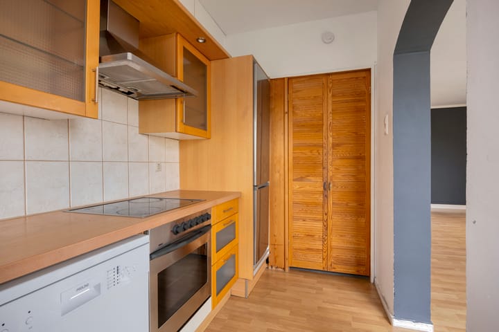 Foto 6 van Poelenburg 462