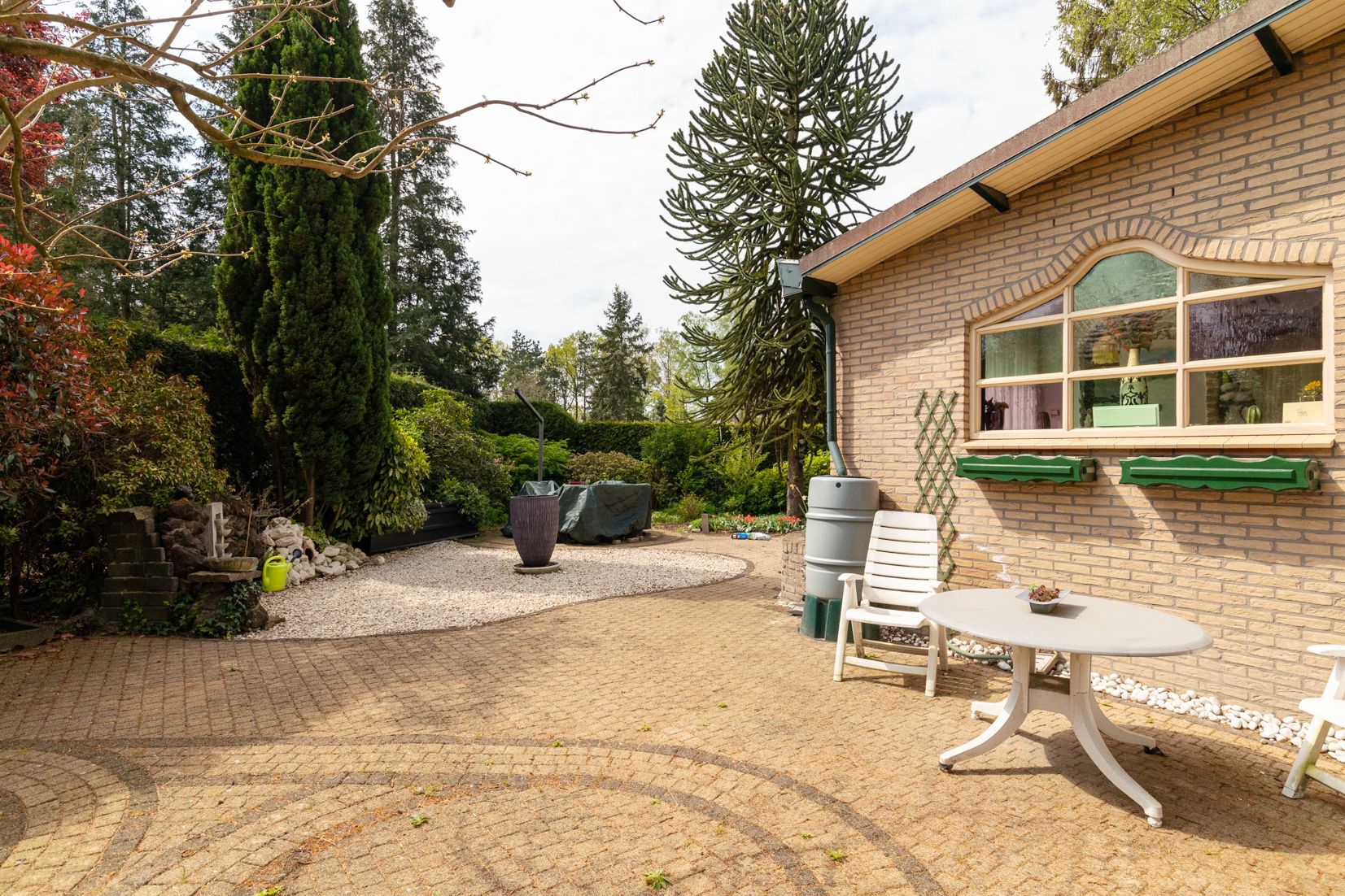 2-bedroom freehold villa in Baarle-Nassau — photo 3 of 5