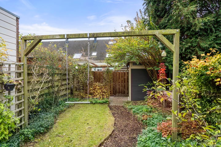 Photo 12 of Dovenetel 13