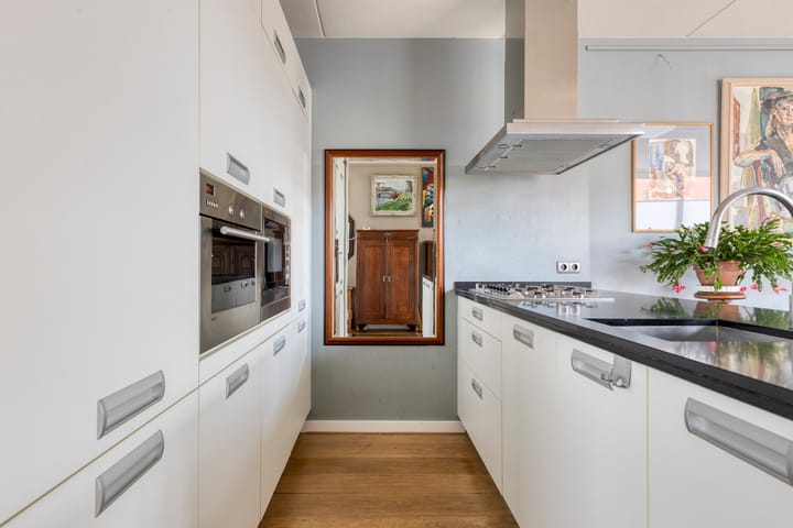 Photo 3 of Riederwerf 1