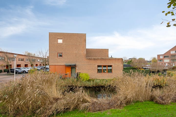 Photo 33 of Riederwerf 1