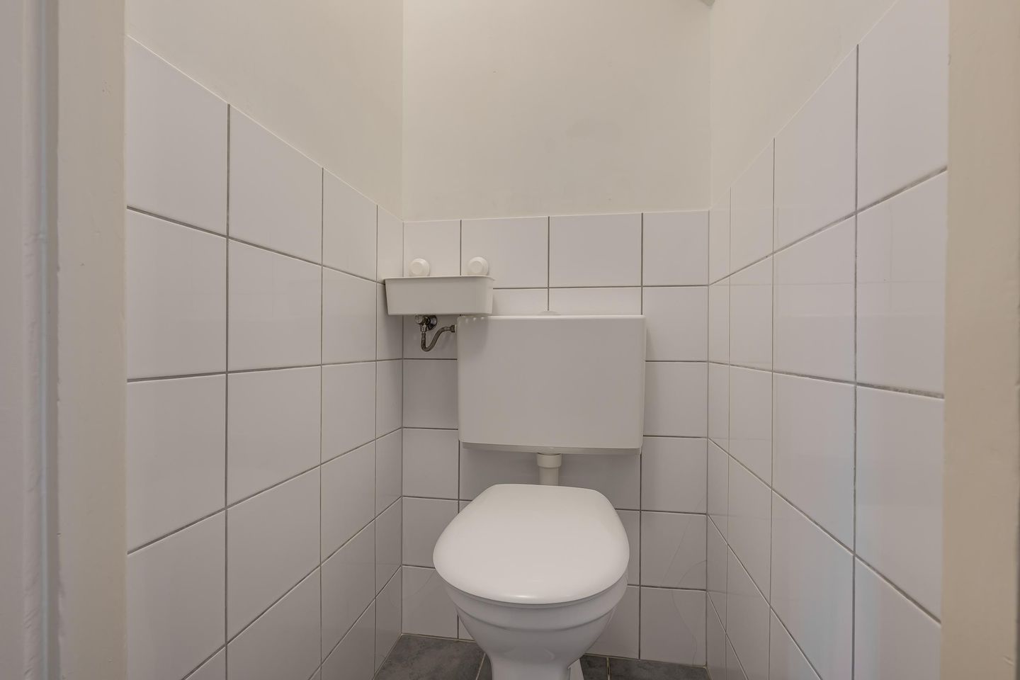 Foto 5 van Warmoezierstraat 12