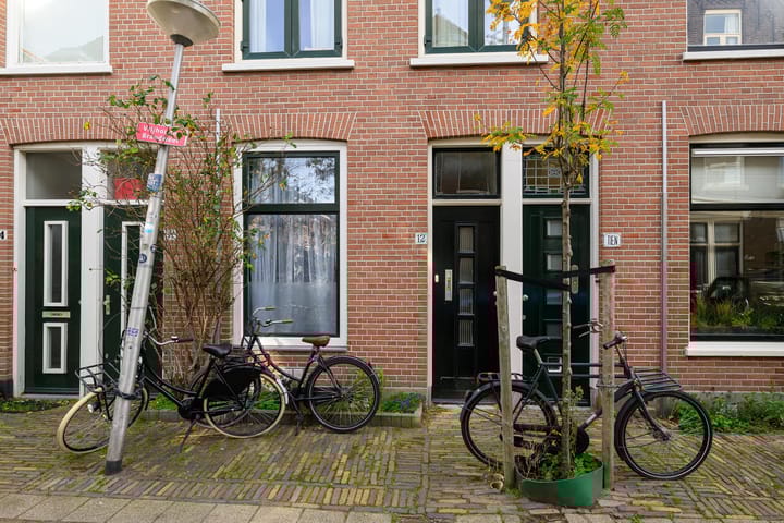 Warmoezierstraat 12