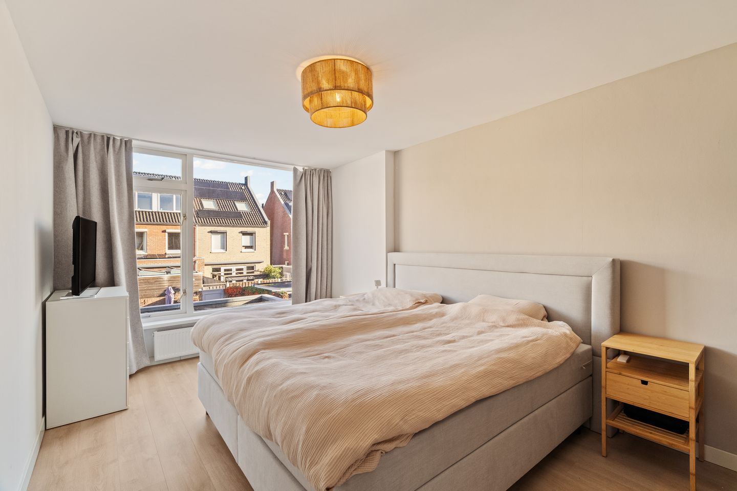 Foto 20 van Dr. Hadriaan van Neslaan 86