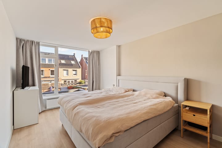 Photo 20 of Dr. Hadriaan van Neslaan 86