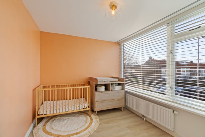 Photo 26 of Dr. Hadriaan van Neslaan 86