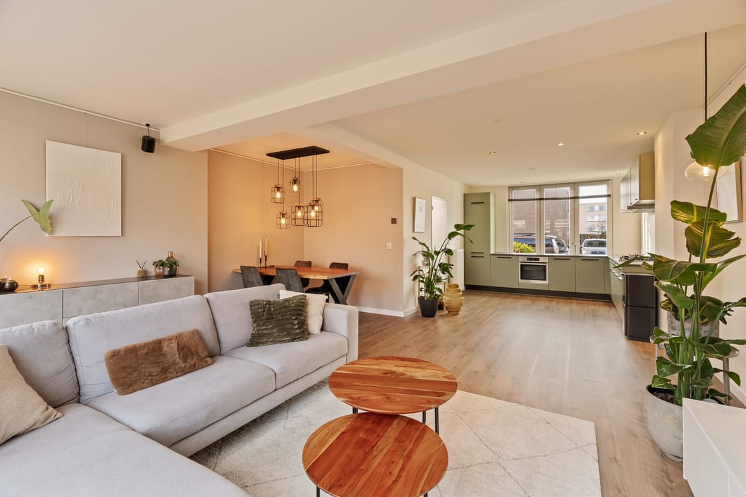 Foto 2 van Dr. Hadriaan van Neslaan 80