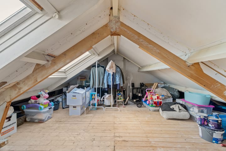 Photo 30 of Dr. Hadriaan van Neslaan 86