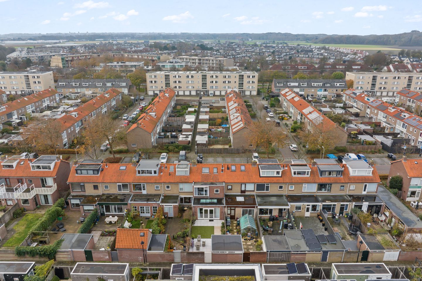 Foto 34 van Dr. Hadriaan van Neslaan 86